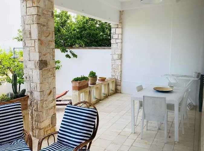 Casa Al Mare Rio B&n Holiday home *